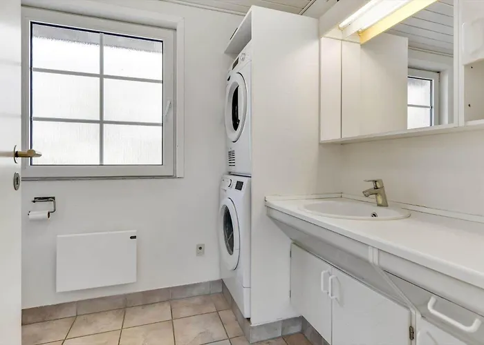 Hs005-oksbol-fyrrelunden-10 * Oster Vrogum